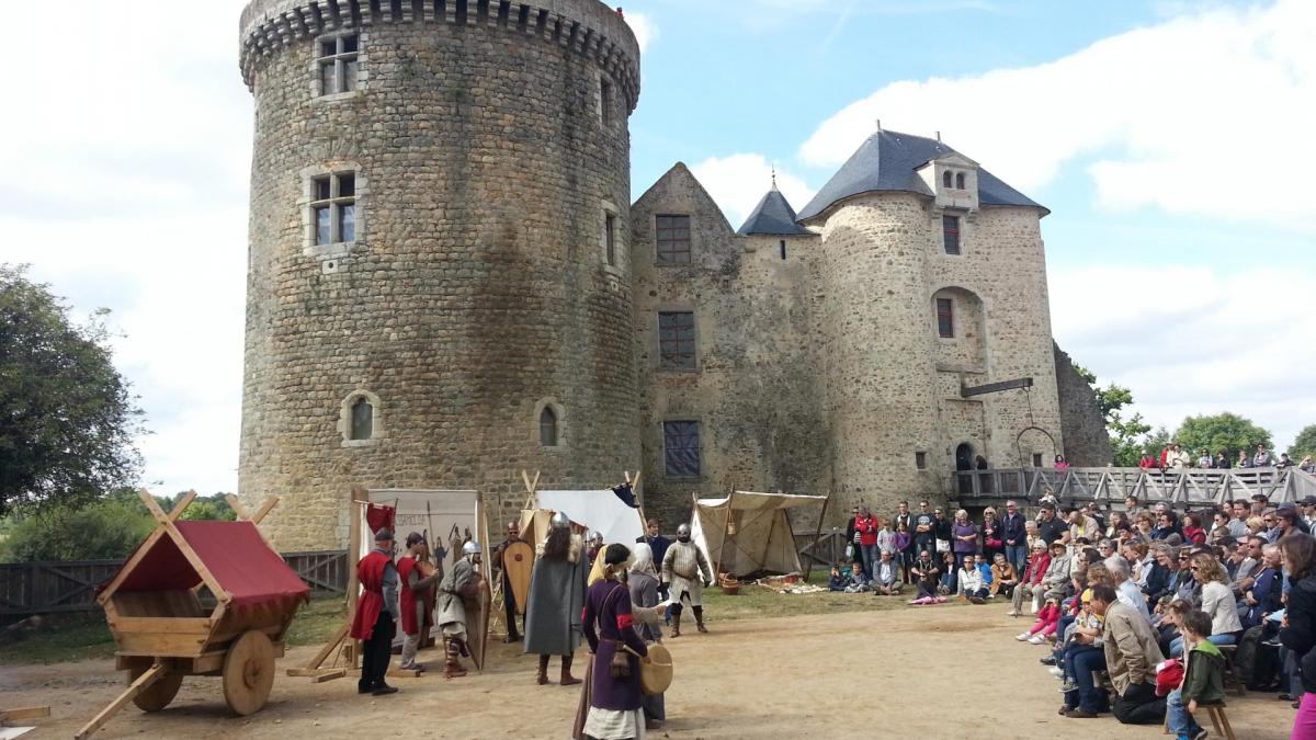 Chateau de saint mesmin 2013 09 16 11 33 39