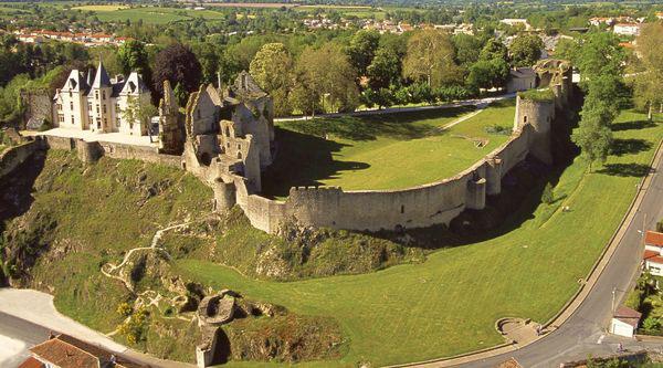 chateau bressuire