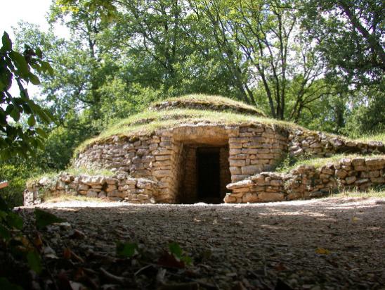 Tumulus musee des tumulus de bougon haut val de sevre